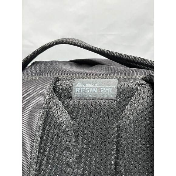 Gregory Resin 28L Hiking Backpack Day Pack Black Men’s Unisex Laptop Compartment - Picture 4 of 16